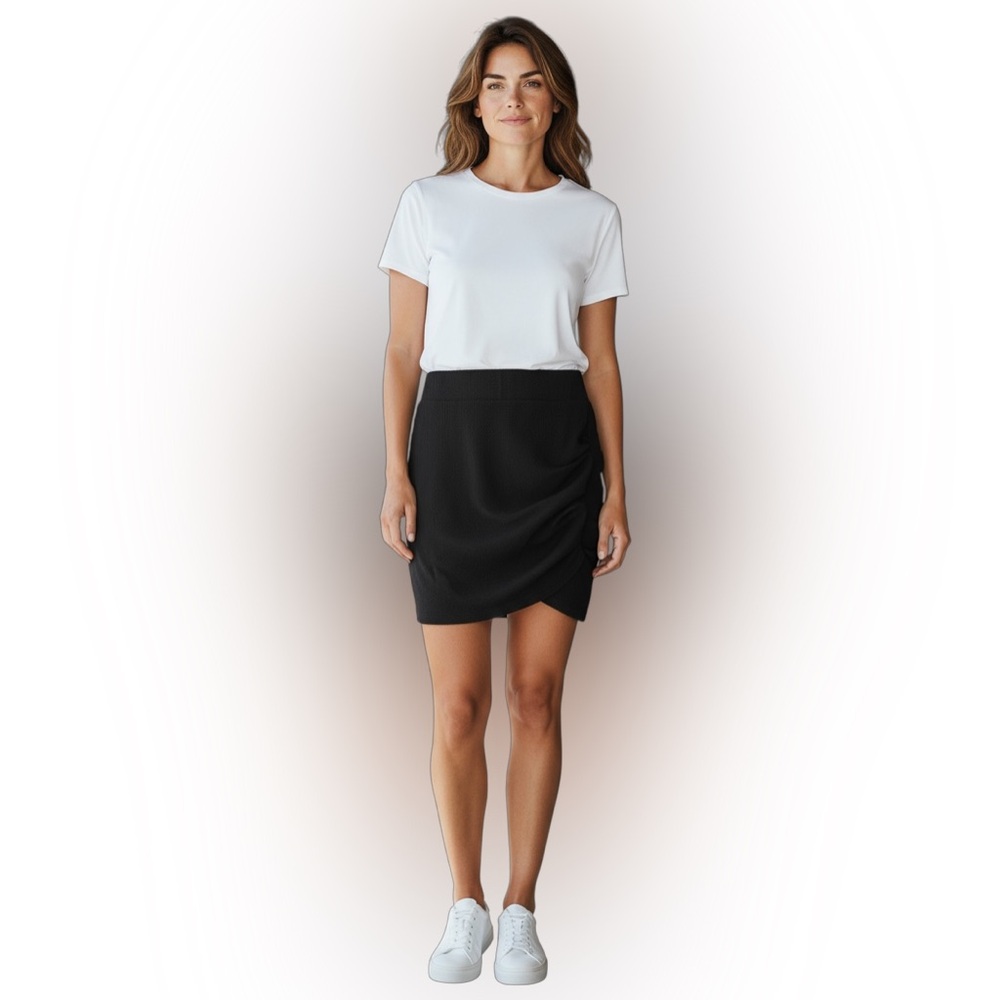 SHEIN Elegant Black Mini Skirt